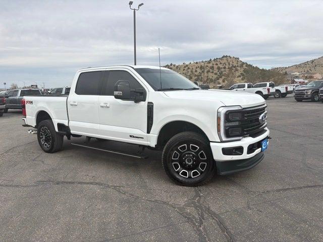 2025 Ford F-250 Platinum 2025 Ford F-250 Platinum