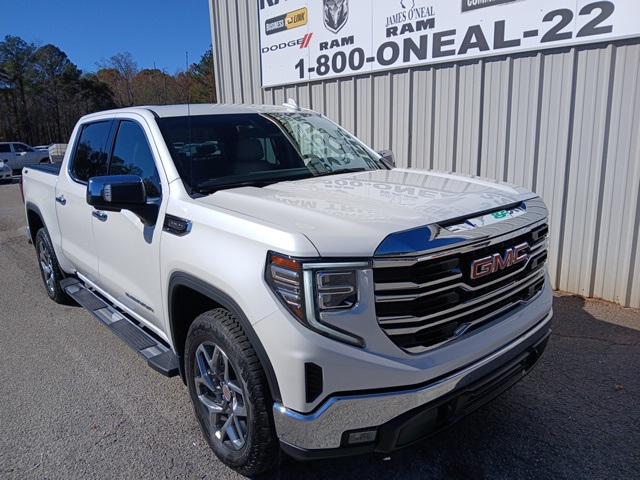 2023 GMC Sierra 1500 4WD Crew Cab Short Box SLT 2023 GMC Sierra 1500 4WD Crew Cab Short Box SLT