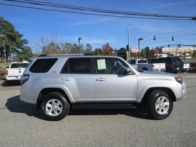 2024 Toyota 4Runner SR5 2024 Toyota 4Runner SR5