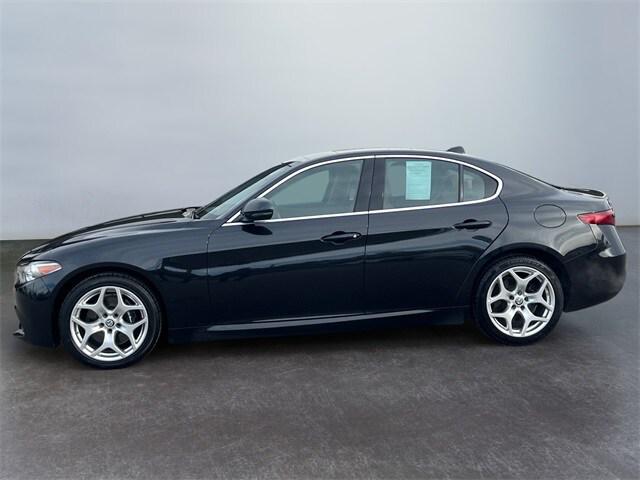 2021 Alfa Romeo Giulia Ti AWD 2021 Alfa Romeo Giulia Ti AWD