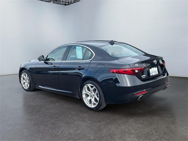 2021 Alfa Romeo Giulia Ti AWD 2021 Alfa Romeo Giulia Ti AWD