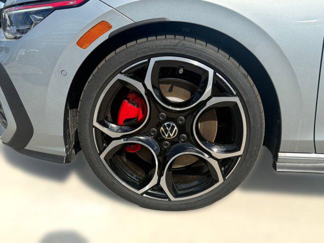 2026 Volkswagen Golf GTI Autobahn