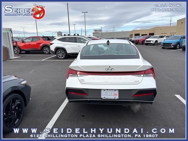 2026 Hyundai Elantra Hybrid Blue