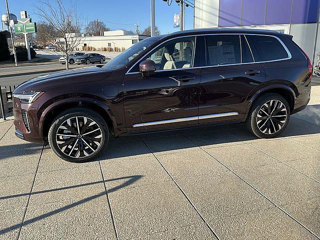 2026 Volvo XC90 Plug-In Hybrid Ultra, T8 AWD, Electric/Gasoline, Bright, 7 Seats