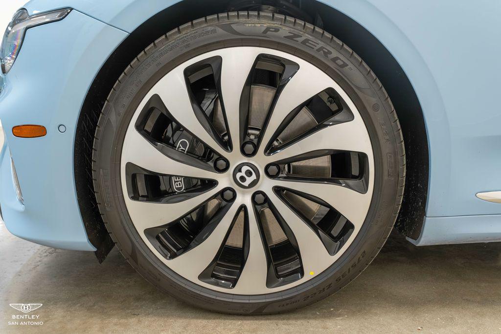 2026 Bentley Continental GTC Azure - Photo 6