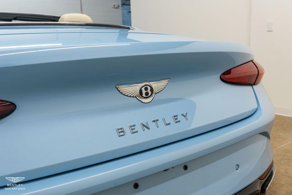 2026 Bentley Continental GTC Azure - Photo 22