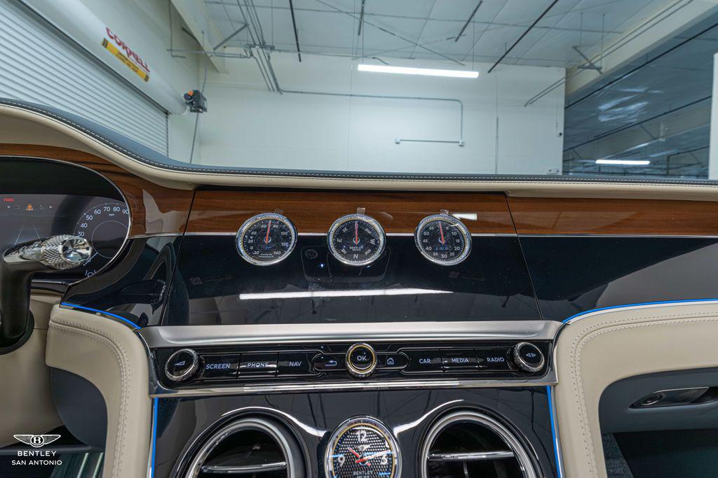 2026 Bentley Continental GTC Azure - Photo 42