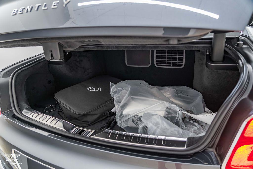 2026 Bentley Flying Spur Azure - Photo 22