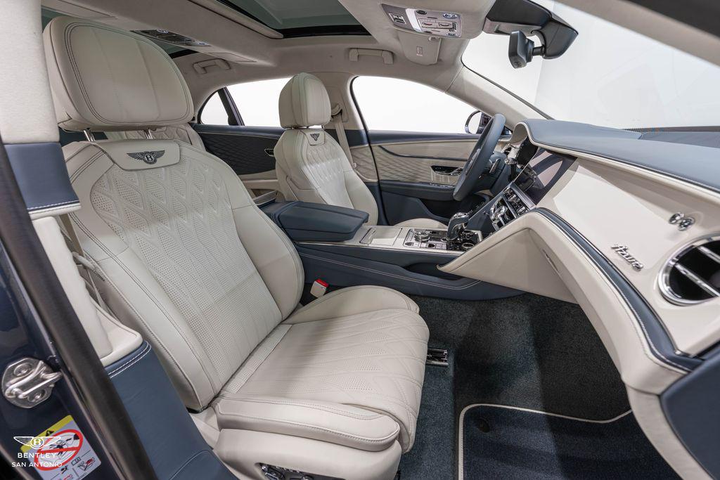 2026 Bentley Flying Spur Azure - Photo 24