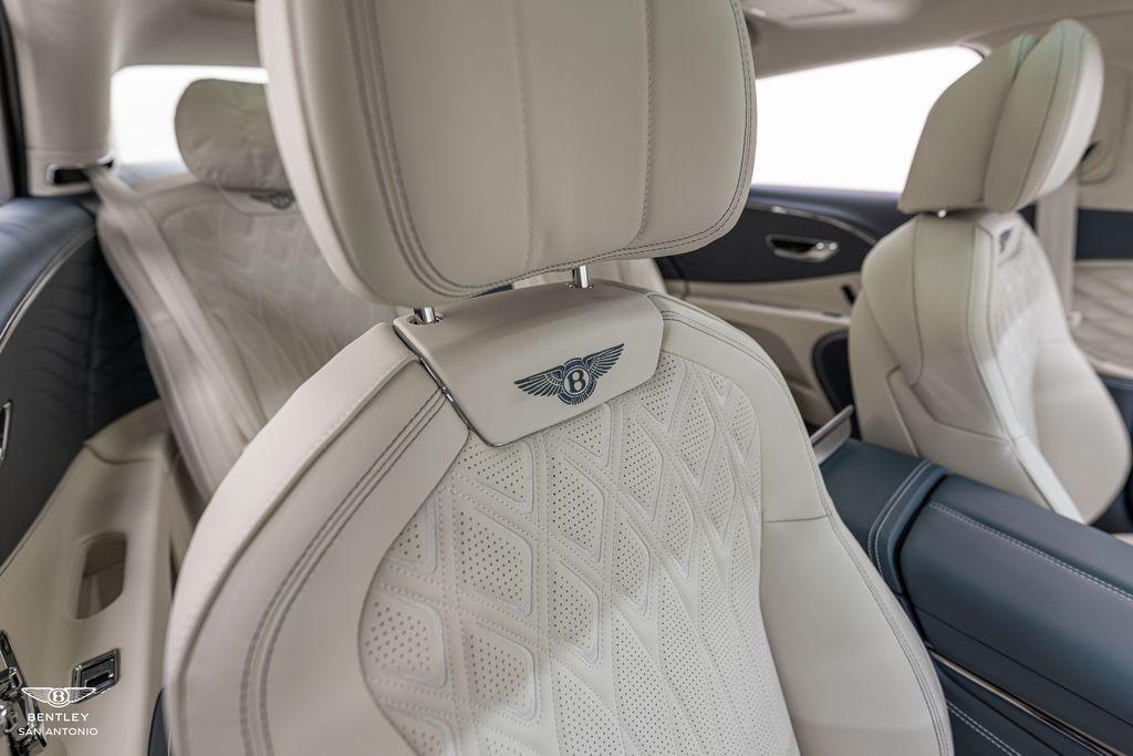 2026 Bentley Flying Spur Azure - Photo 25