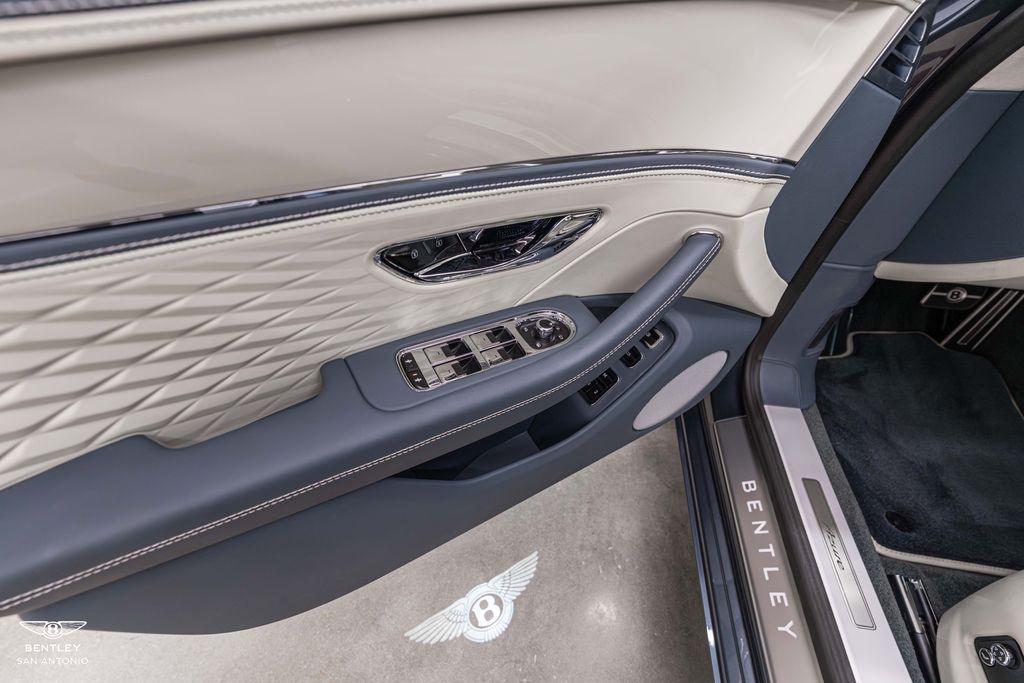 2026 Bentley Flying Spur Azure - Photo 41