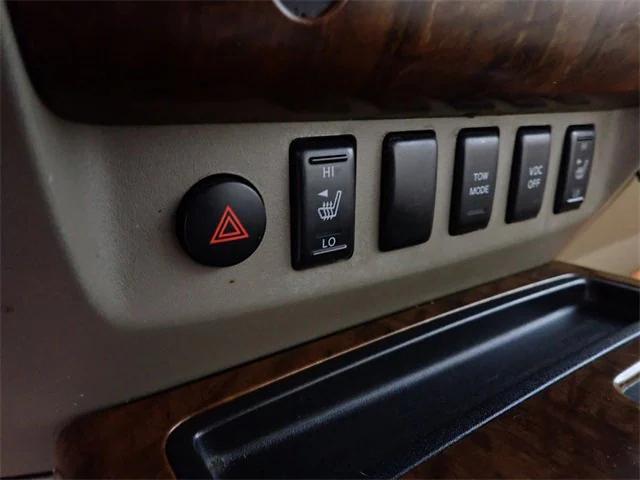 2010 Nissan Titan LE 2010 Nissan Titan LE