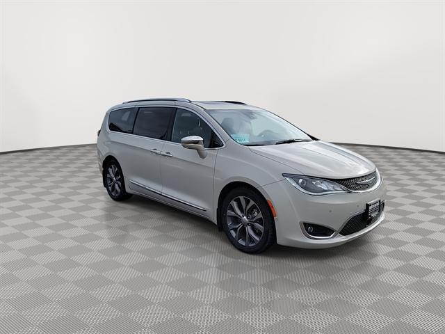 2020 Chrysler Pacifica 35th Anniversary Limited 2020 Chrysler Pacifica 35th Anniversary Limited