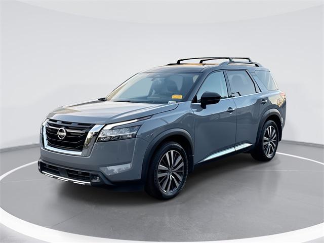 2022 Nissan Pathfinder Platinum 2WD 2022 Nissan Pathfinder Platinum 2WD
