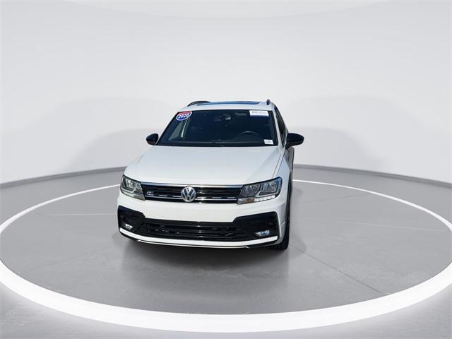 2020 Volkswagen Tiguan 2.0T SE R-Line Black 2020 Volkswagen Tiguan 2.0T SE R-Line Black