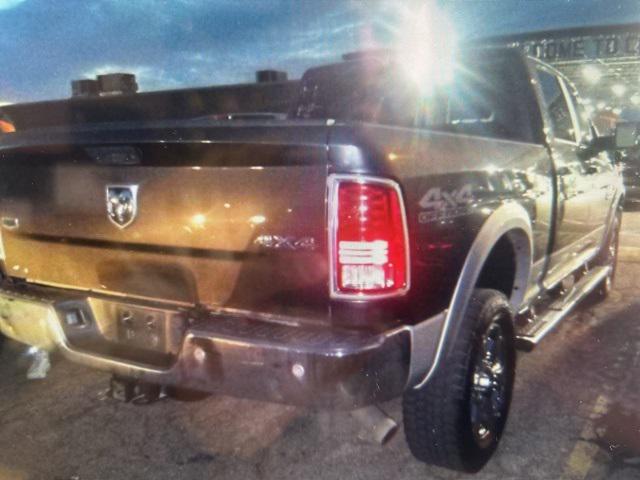 2018 RAM 2500 Laramie Crew Cab 4x4 64 Box 2018 RAM 2500 Laramie Crew Cab 4x4 64 Box