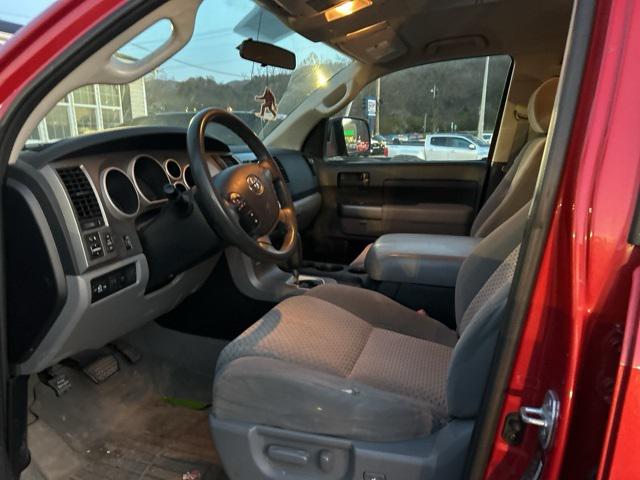 2011 Toyota Tundra Grade 5.7L V8 2011 Toyota Tundra Grade 5.7L V8