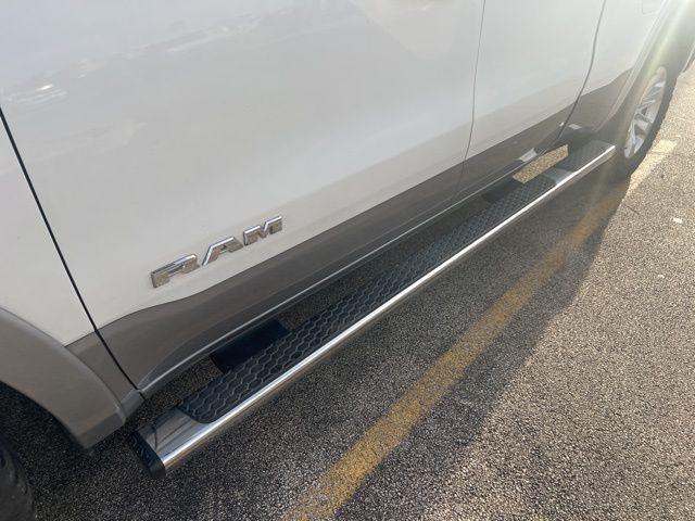 2019 RAM 1500 Laramie Quad Cab 4x4 64 Box 2019 RAM 1500 Laramie Quad Cab 4x4 64 Box