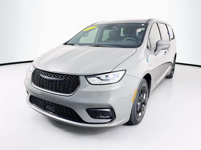 2022 Chrysler Pacifica Hybrid Touring L