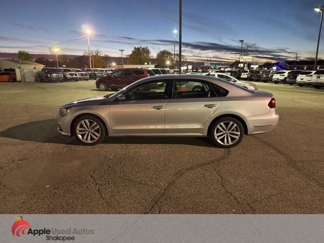 2019 Volkswagen Passat 2.0T Wolfsburg Edition 2019 Volkswagen Passat 2.0T Wolfsburg Edition