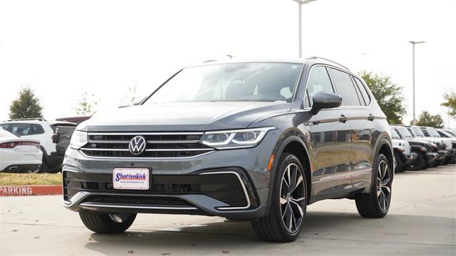 2022 Volkswagen Tiguan 2.0T SEL R-Line 2022 Volkswagen Tiguan 2.0T SEL R-Line