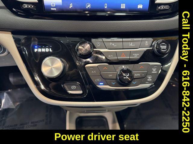 2024 Chrysler Pacifica Touring L 2024 Chrysler Pacifica Touring L