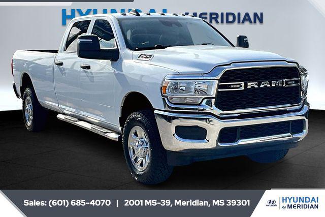 2024 RAM 2500 Tradesman Crew Cab 4x4 8 Box