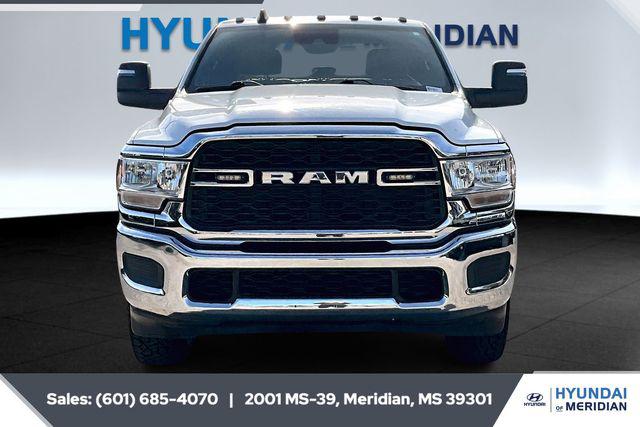 2024 RAM 2500 Tradesman Crew Cab 4x4 8 Box