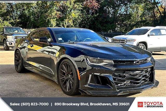 2021 Chevrolet Camaro RWD Coupe ZL1 2021 Chevrolet Camaro RWD Coupe ZL1