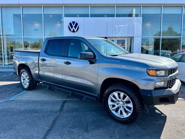 2021 Chevrolet Silverado 1500 4WD Crew Cab Short Bed Custom 2021 Chevrolet Silverado 1500 4WD Crew Cab Short Bed Custom