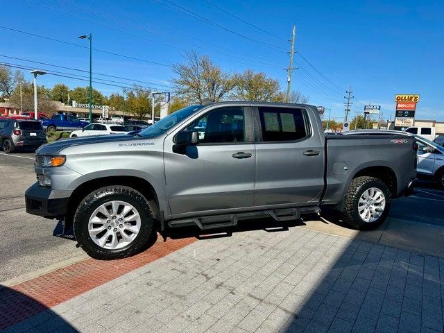 2021 Chevrolet Silverado 1500 4WD Crew Cab Short Bed Custom 2021 Chevrolet Silverado 1500 4WD Crew Cab Short Bed Custom