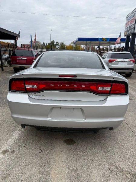 2012 Dodge Charger SE