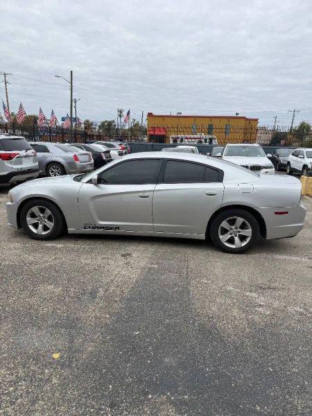 2012 Dodge Charger SE