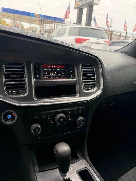2012 Dodge Charger SE