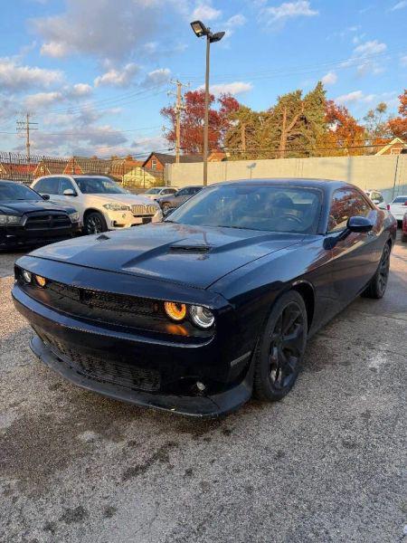 2016 Dodge Challenger SXT for sale in Detroit, MI