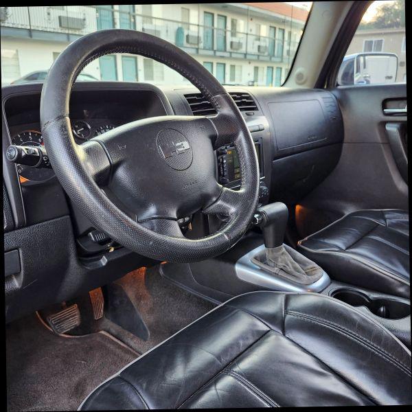 2006 HUMMER H3 Base