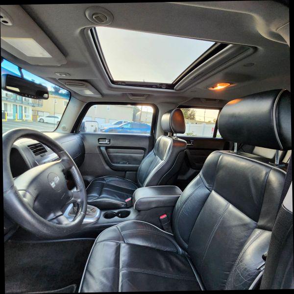 2006 HUMMER H3 Base