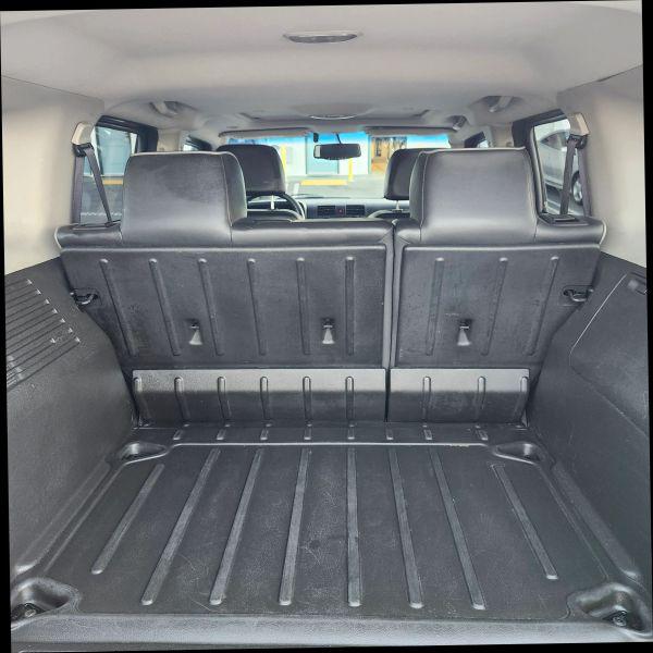 2006 HUMMER H3 Base