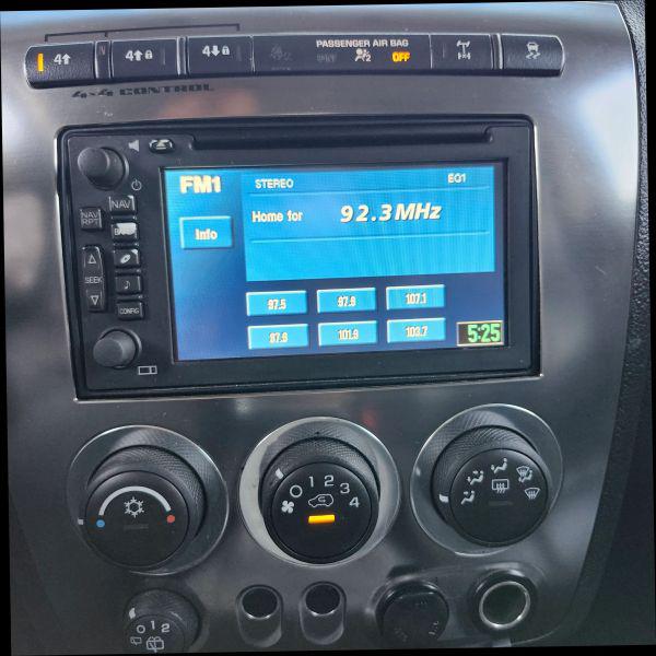 2006 HUMMER H3 Base