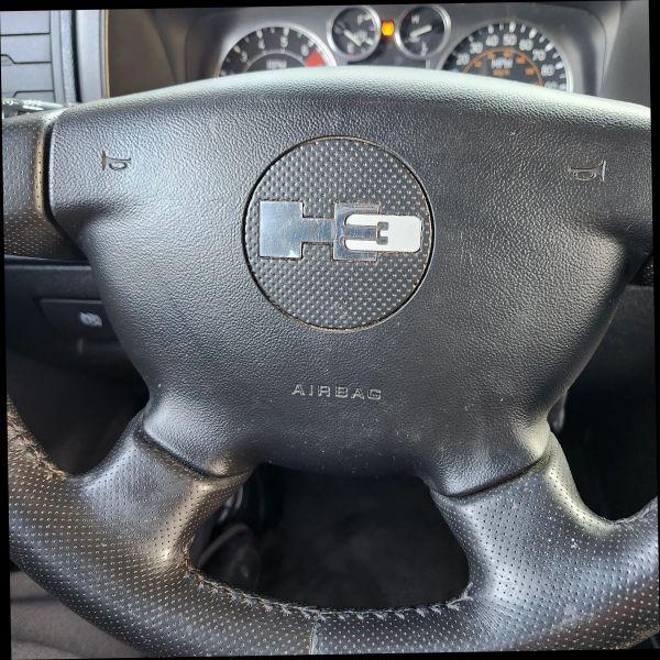 2006 HUMMER H3 Base