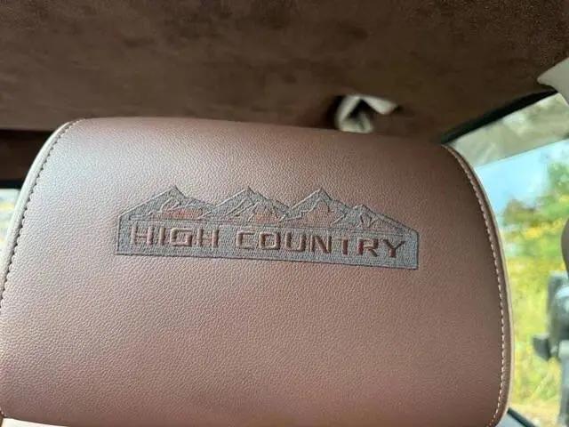 2016 Chevrolet Silverado 3500HD High Country