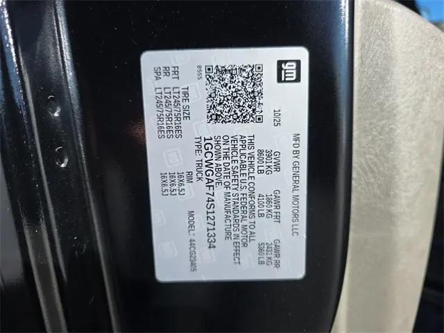 2025 Chevrolet Express Cargo Van RWD 2500 Regular Wheelbase WT