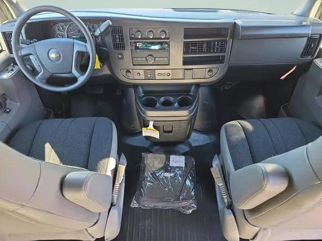 2025 Chevrolet Express Cargo Van RWD 2500 Regular Wheelbase WT