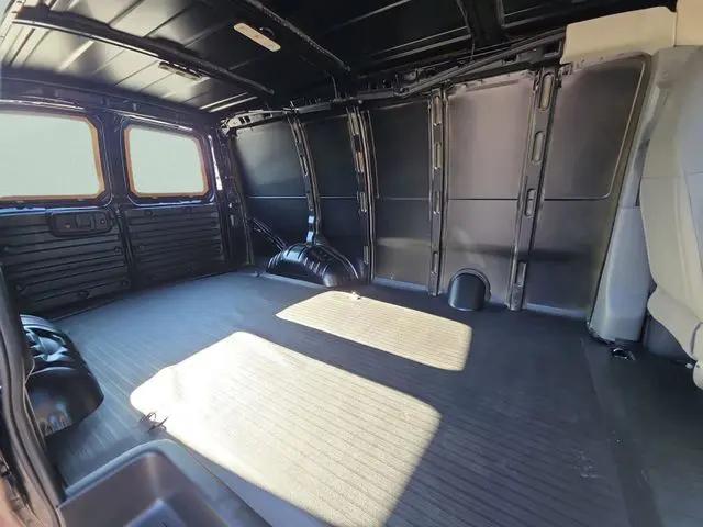 2025 Chevrolet Express Cargo Van RWD 2500 Regular Wheelbase WT