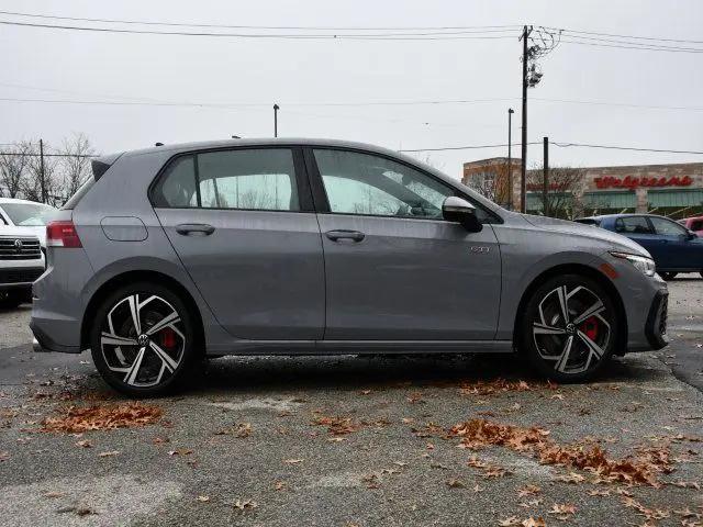 2026 Volkswagen Golf GTI SE