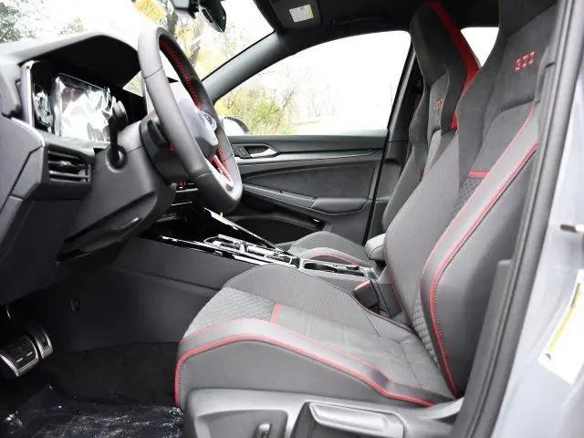 2026 Volkswagen Golf GTI SE