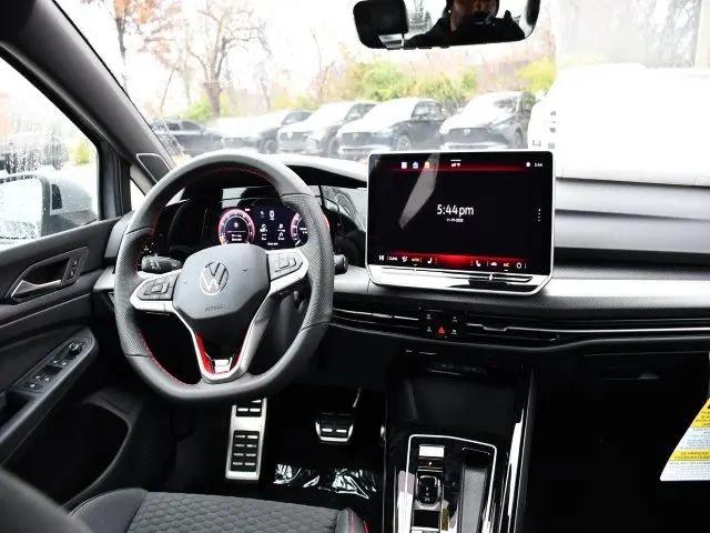 2026 Volkswagen Golf GTI SE