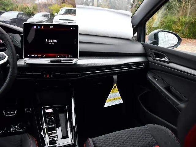 2026 Volkswagen Golf GTI SE