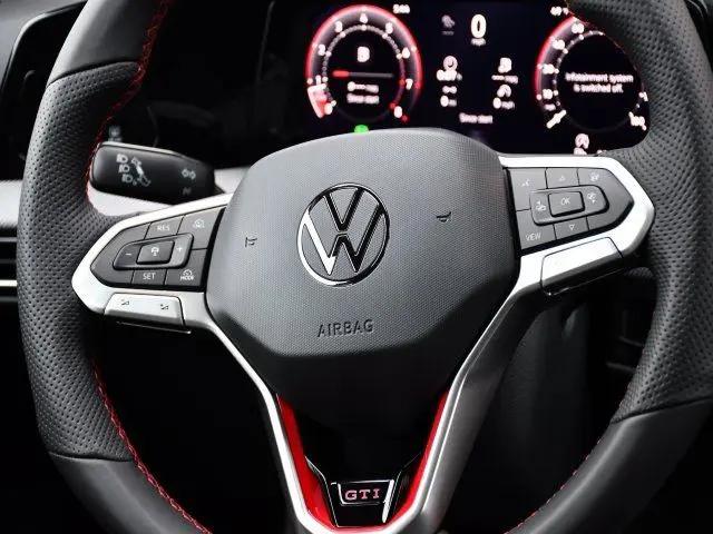 2026 Volkswagen Golf GTI SE