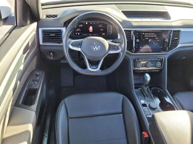 2022 Volkswagen Atlas Cross Sport 3.6L V6 SEL R-Line